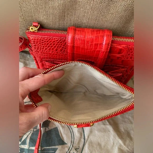 Brahmin Red Croc Embossed Leather Bag PRISTINE - Picture 7 of 8